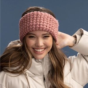 NWT Kyi Kyi Classic Rose Knit Headband